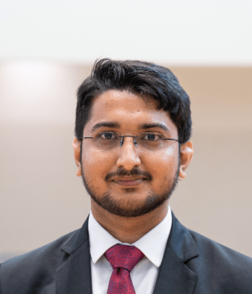 photo of professor Akella